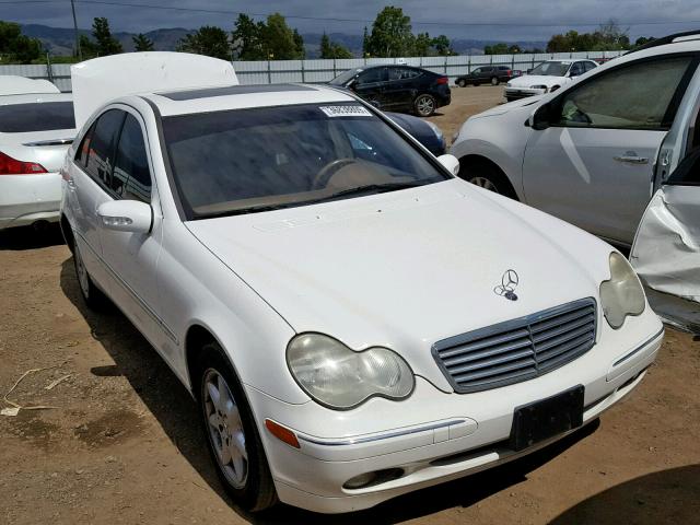 WDBRF64J33F341985 - 2003 MERCEDES-BENZ C 320 WHITE photo 1