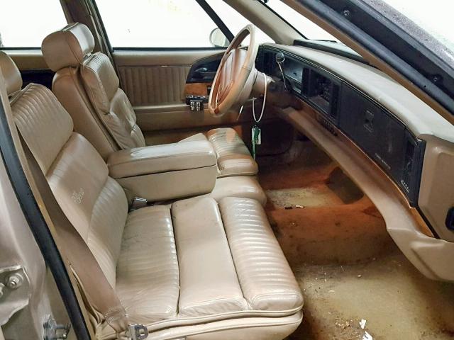 1G4CW53L7P1600299 - 1993 BUICK PARK AVENU TAN photo 5