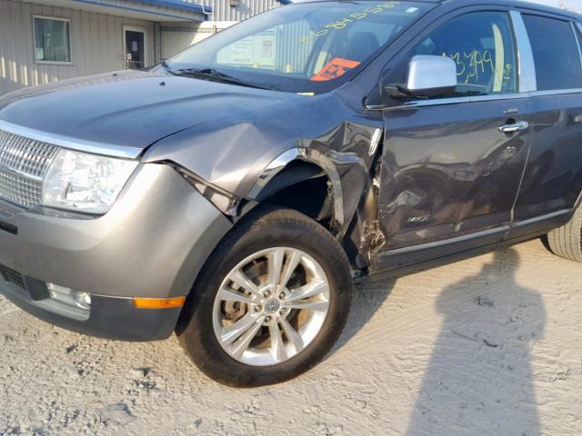 2LMDJ6JC1ABJ09187 - 2010 LINCOLN MKX GRAY photo 9