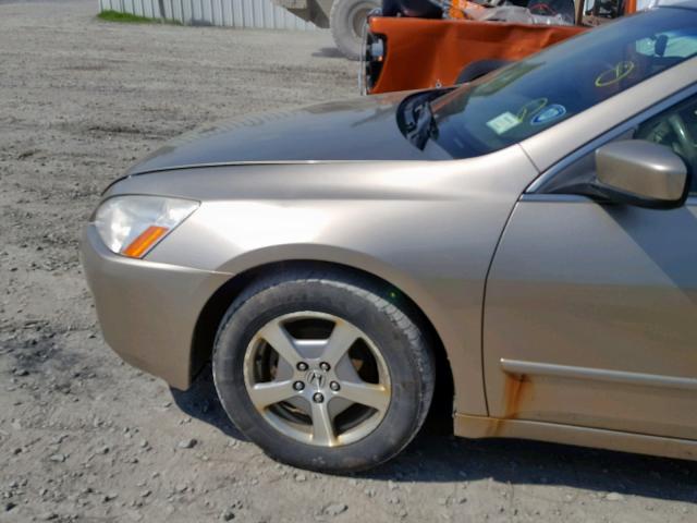 JHMCN36475C014735 - 2005 HONDA ACCORD HYB GOLD photo 9