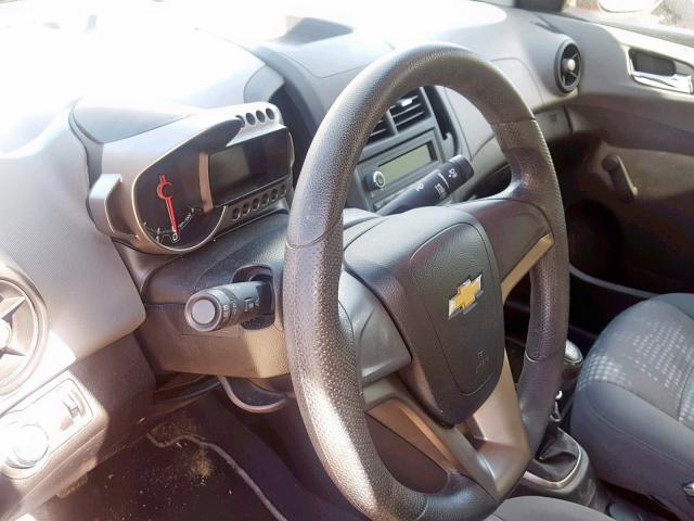 1G1JB5SH7C4115330 - 2012 CHEVROLET SONIC LS RED photo 9