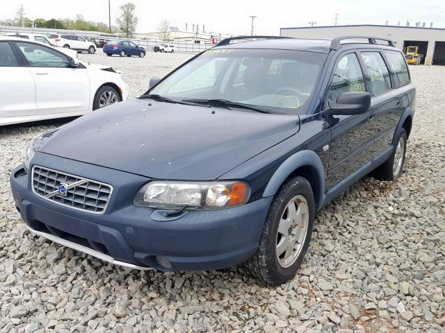 YV1SZ58D021061732 - 2002 VOLVO V70 XC BLUE photo 2