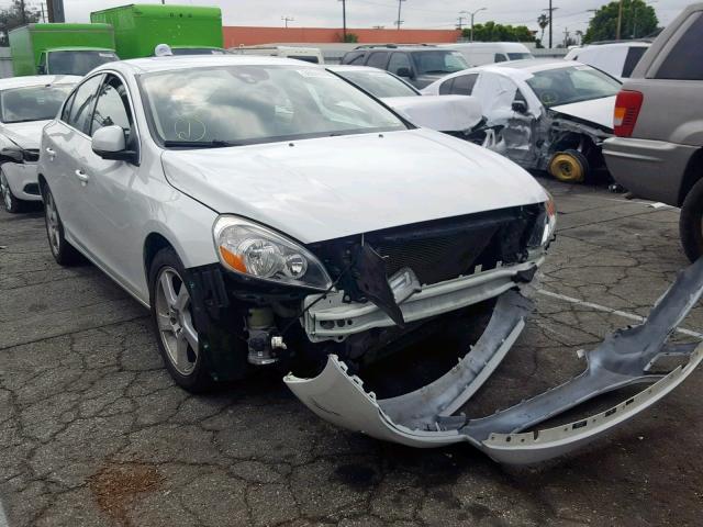 YV1622FSXC2134008 - 2012 VOLVO S60 T5 WHITE photo 1