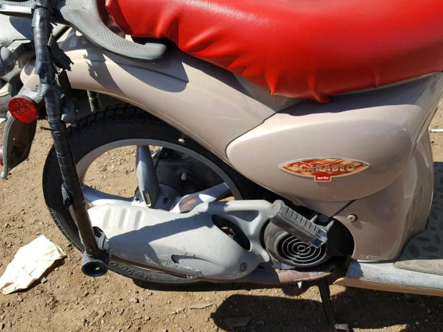 ZD4PFE1071S000411 - 2001 APRILIA SCARABEO 1 金色 照片 7
