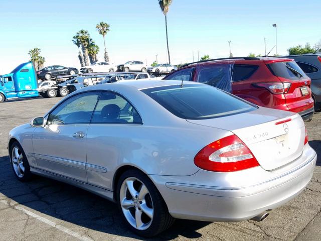 WDBTJ65J23F029644 - 2003 MERCEDES-BENZ CLK 320C SILVER photo 3