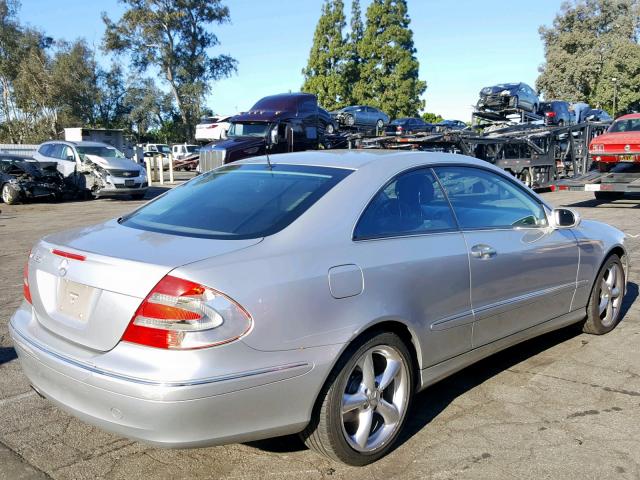 WDBTJ65J23F029644 - 2003 MERCEDES-BENZ CLK 320C SILVER photo 4