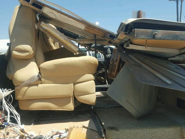 1RF43564293047907 - 2009 ROADMASTER RAIL RAISED RAI BEIGE photo 5