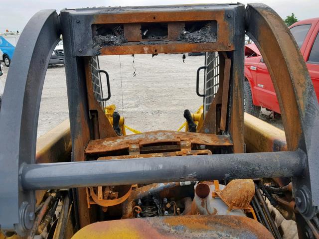 53135688 - 2004 JOHN DEERE 250 YELLOW photo 10