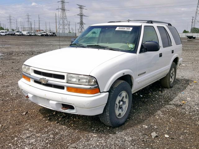 1GNDT13X63K175618 - 2003 CHEVROLET BLAZER WHITE photo 2