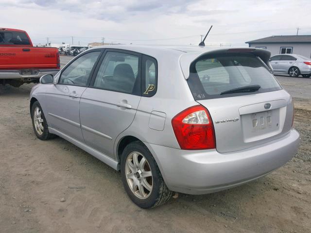 KNAFE161555113810 - 2005 KIA SPECTRA5 SILVER photo 3