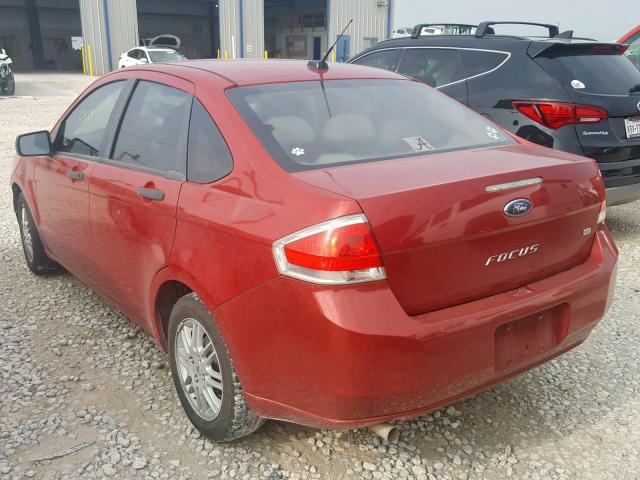 1FAHP3FN0BW106392 - 2011 FORD FOCUS RED photo 3
