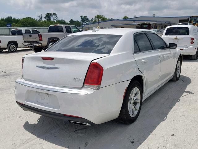 2C3CCAAG7FH820199 - 2015 CHRYSLER 300 LIMITE WHITE photo 4