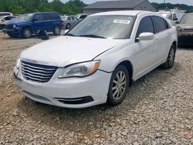 1C3CCBAB9CN104238 - 2012 CHRYSLER 200 LX WHITE photo 2