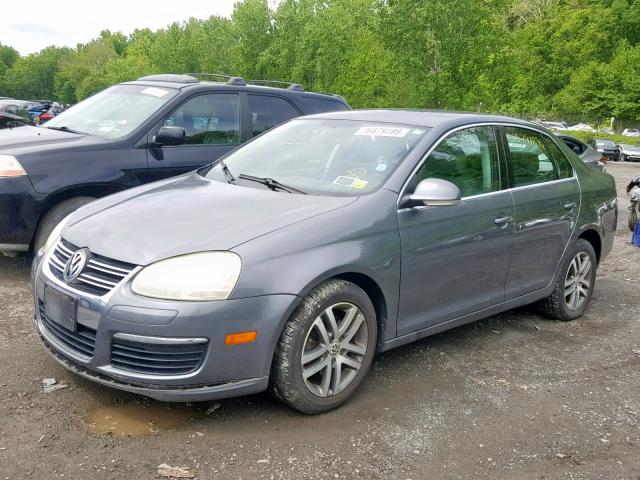 3VWRF71K96M777634 - 2006 VOLKSWAGEN JETTA 2.5 GRAY photo 2