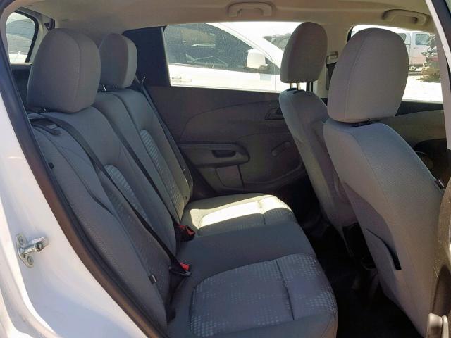 1G1JA6SH3G4170968 - 2016 CHEVROLET SONIC LS WHITE photo 6