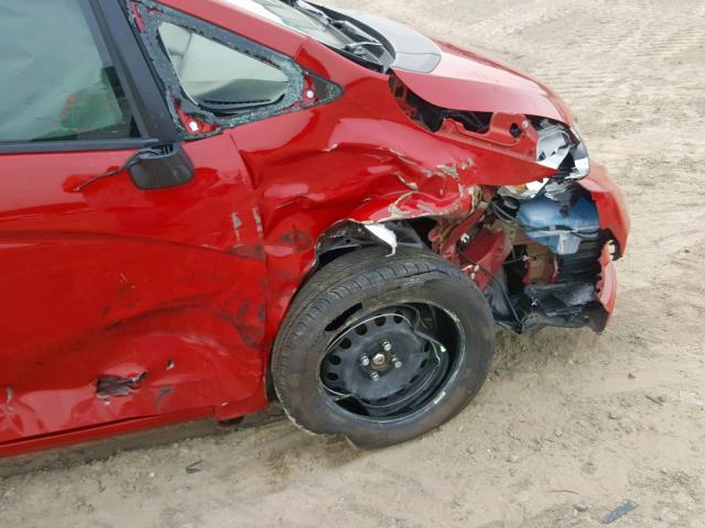 3HGGK5H48JM735631 - 2018 HONDA FIT LX RED photo 9