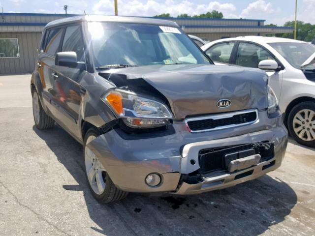 KNDJT2A29B7239094 - 2011 KIA SOUL + SILVER photo 1