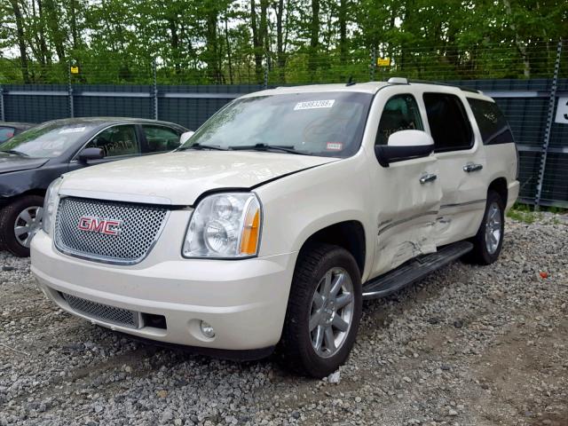 1GKS2MEF7ER219696 - 2014 GMC YUKON XL D WHITE photo 2