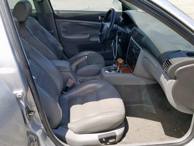 WVWRH63B33P286728 - 2003 VOLKSWAGEN PASSAT GLX 银色 照片 5