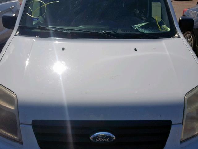 NM0LS7BN0AT007746 - 2010 FORD TRANSIT CO WHITE photo 7