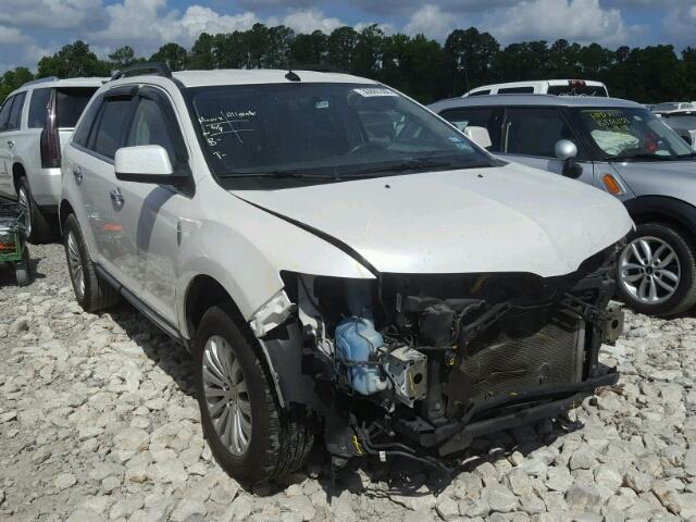 2LMDJ6JK7BBJ08103 - 2011 LINCOLN MKX WHITE photo 1