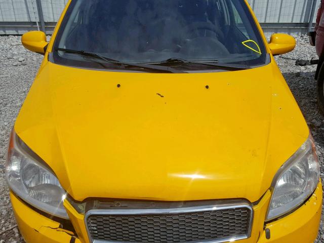 KL1TD6DE8BB159020 - 2011 CHEVROLET AVEO LS YELLOW photo 7