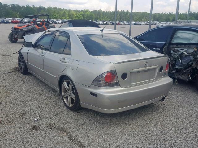 JTHBD192930065438 - 2003 LEXUS IS 300 SILVER photo 3