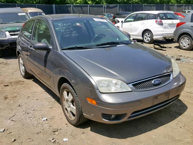 1FAHP31N67W325226 - 2007 FORD FOCUS ZX3 GRAY photo 1