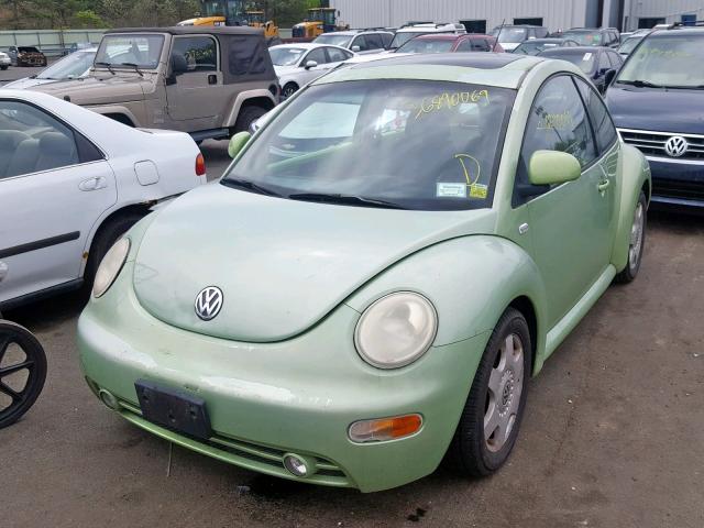 3VWCC21C9YM410889 - 2000 VOLKSWAGEN NEW BEETLE მწვანე ფოტო 2