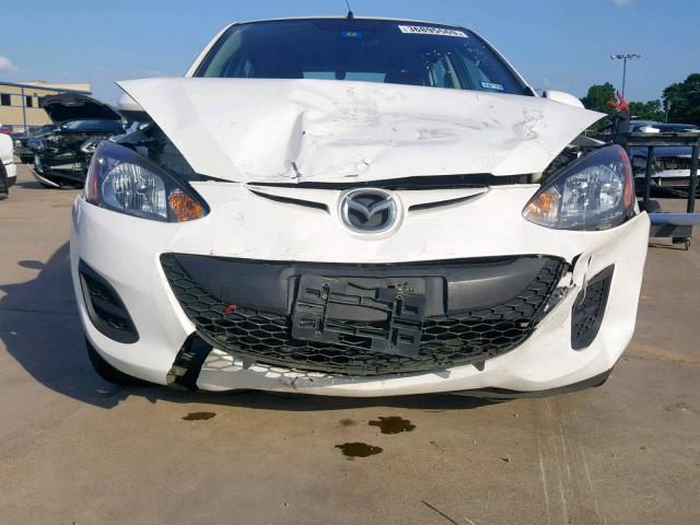 JM1DE1KZ5E0183830 - 2014 MAZDA MAZDA2 SPO WHITE photo 9