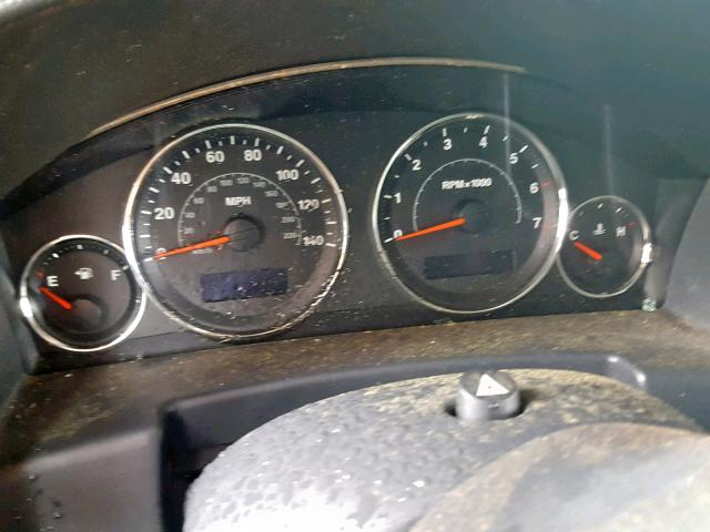 1J8HG48K77C697647 - 2007 JEEP COMMANDER 银色 照片 8