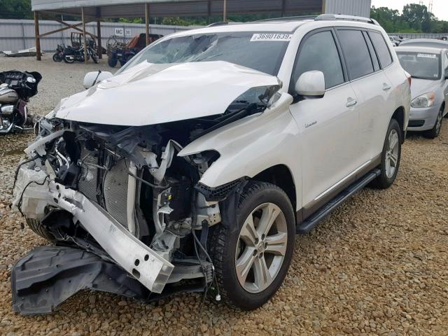 5TDYK3EH4DS113398 - 2013 TOYOTA HIGHLANDER WHITE photo 2