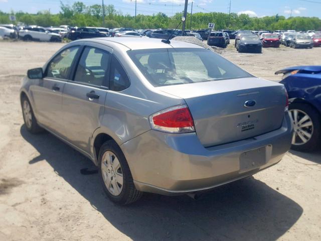 1FAHP34N78W149137 - 2008 FORD FOCUS S/SE GRAY photo 3