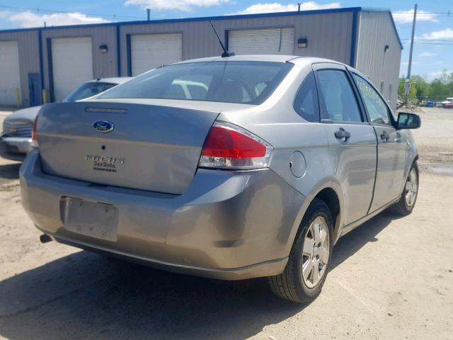 1FAHP34N78W149137 - 2008 FORD FOCUS S/SE GRAY photo 4