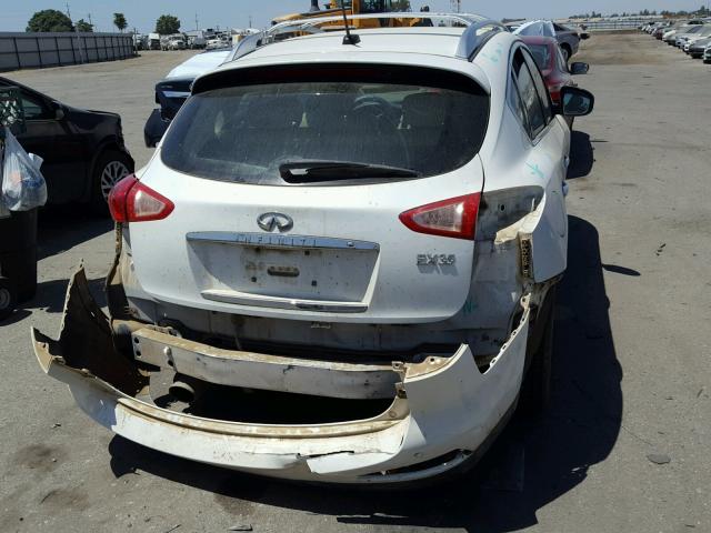 JNKAJ09F28M355280 - 2008 INFINITI EX35 BASE WHITE photo 9