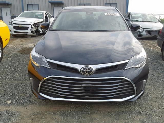 4T1BK1EB0JU283573 - 2018 TOYOTA AVALON XLE BLUE photo 9