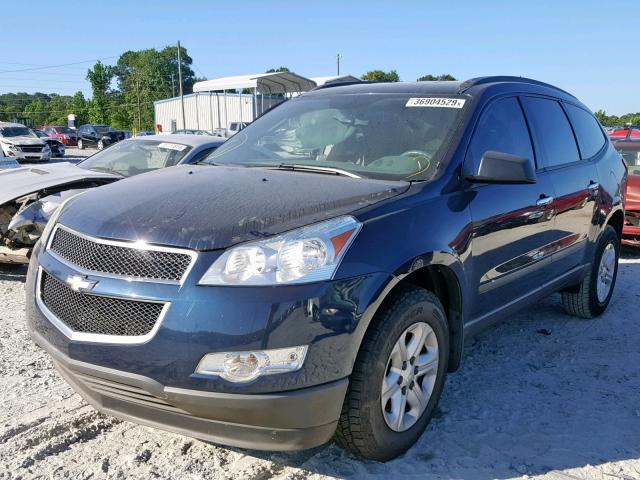 1GNKRFED7BJ158918 - 2011 CHEVROLET TRAVERSE L BLUE photo 2