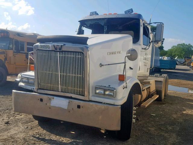 5KJJAECG77PY66127 - 2007 WESTERN STAR/AUTO CAR CONVENTION WHITE photo 2