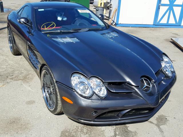 WDDAJ76F26M000983 - 2006 MERCEDES-BENZ SLR  GRAY photo 1