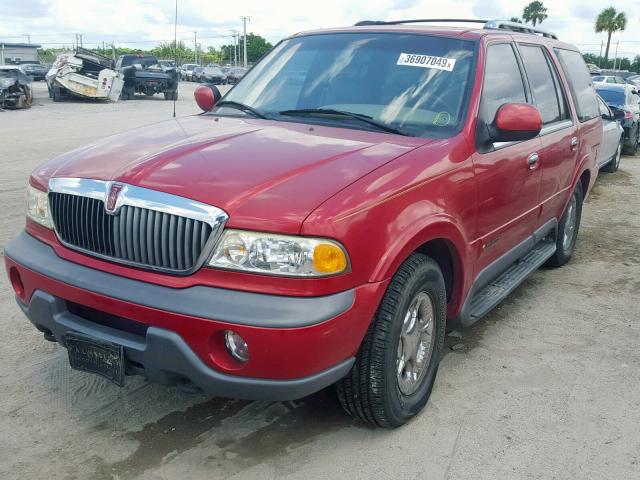 5LMPU28L2XLJ00258 - 1999 LINCOLN NAVIGATOR 红色 照片 2