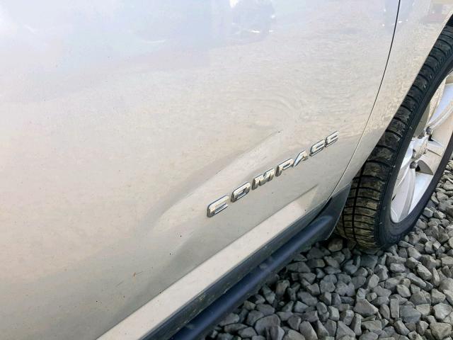 1J4NF1FB0BD279961 - 2011 JEEP COMPASS SP Күміс фото 9