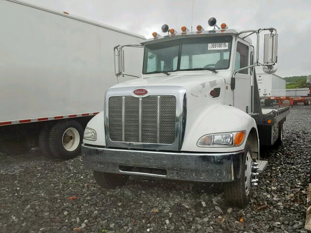 2NPNHM6X0EM147187 - 2014 PETERBILT 330 WHITE photo 2