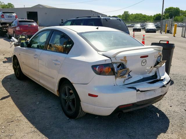 JM1BK324261421192 - 2006 MAZDA 3 S WHITE photo 3