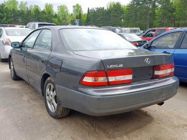 JT8BF28G8Y5094324 - 2000 LEXUS ES 300 GRAY photo 3