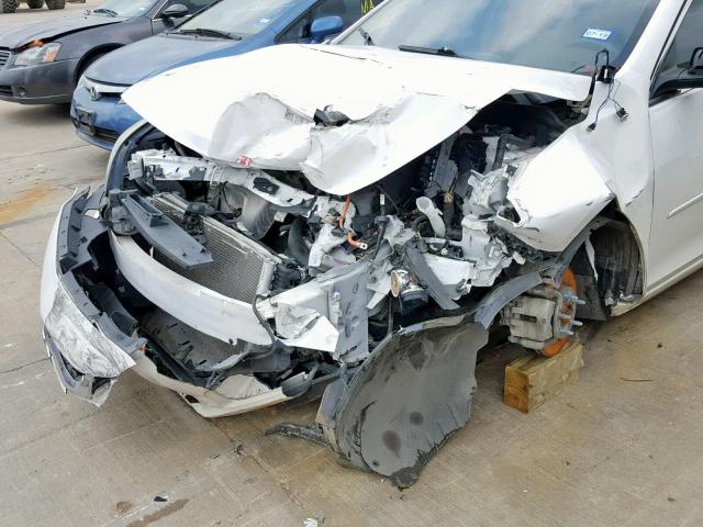 1G11C5SL4EF249866 - 2014 CHEVROLET MALIBU 1LT 白色 照片 9