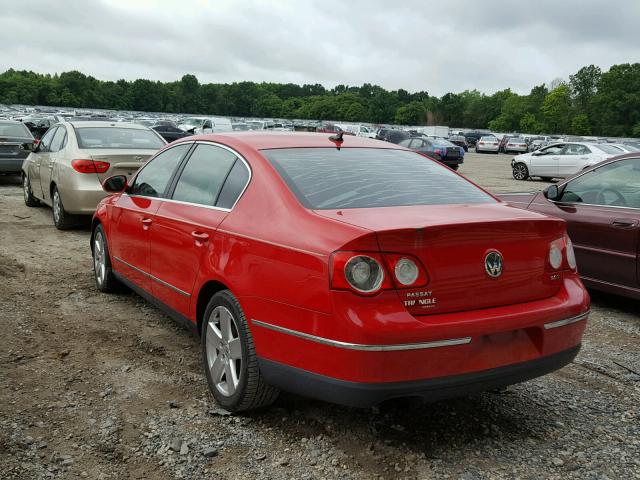 WVWAK73C88P060432 - 2008 VOLKSWAGEN PASSAT KOM RED photo 3