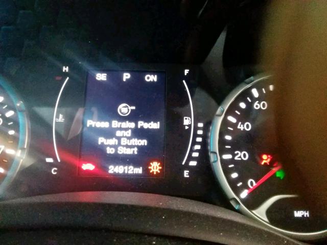 ZACCJAAB2HPG22654 - 2017 JEEP RENEGADE S 白色 照片 8