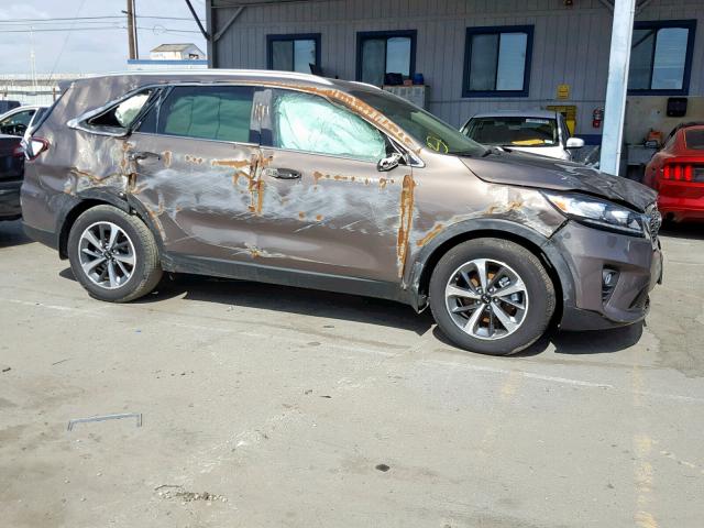 5XYPH4A50KG479252 - 2019 KIA SORENTO EX BROWN photo 9