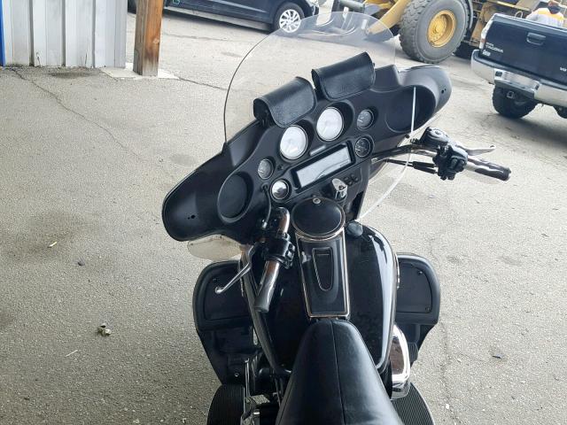 1HD1FC4117Y695655 - 2007 HARLEY-DAVIDSON FLHTCUI BLACK photo 5