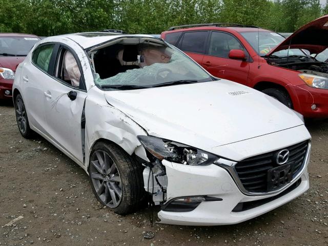 3MZBN1L3XJM187281 - 2018 MAZDA 3 TOURING WHITE photo 1